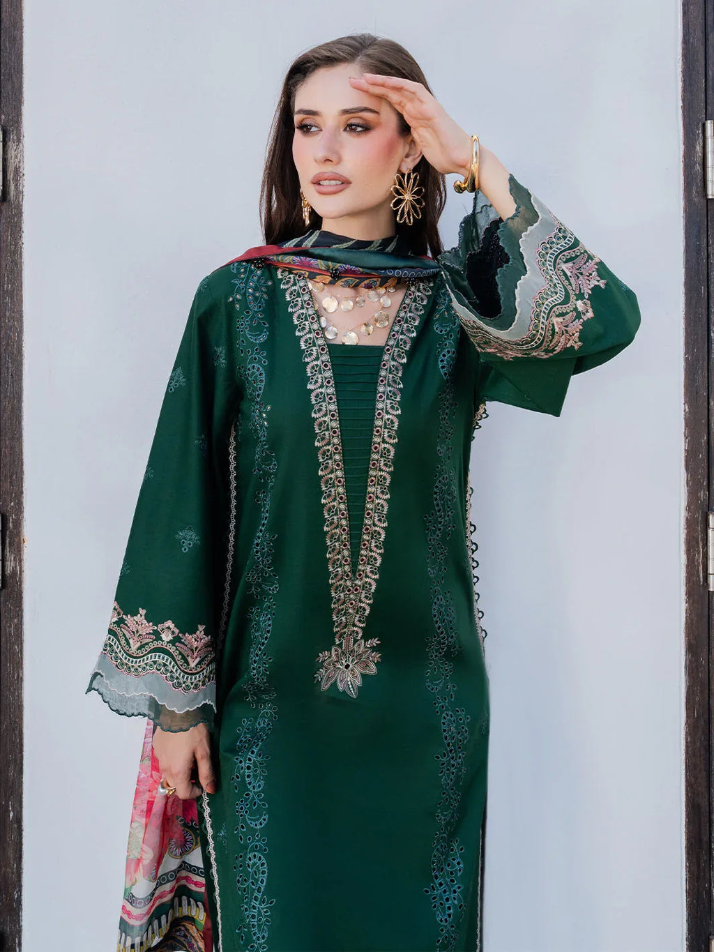 Dareen by IZEL Embroidered Luxury Lawn Unstitched 3Pc Suit - Gulrukh